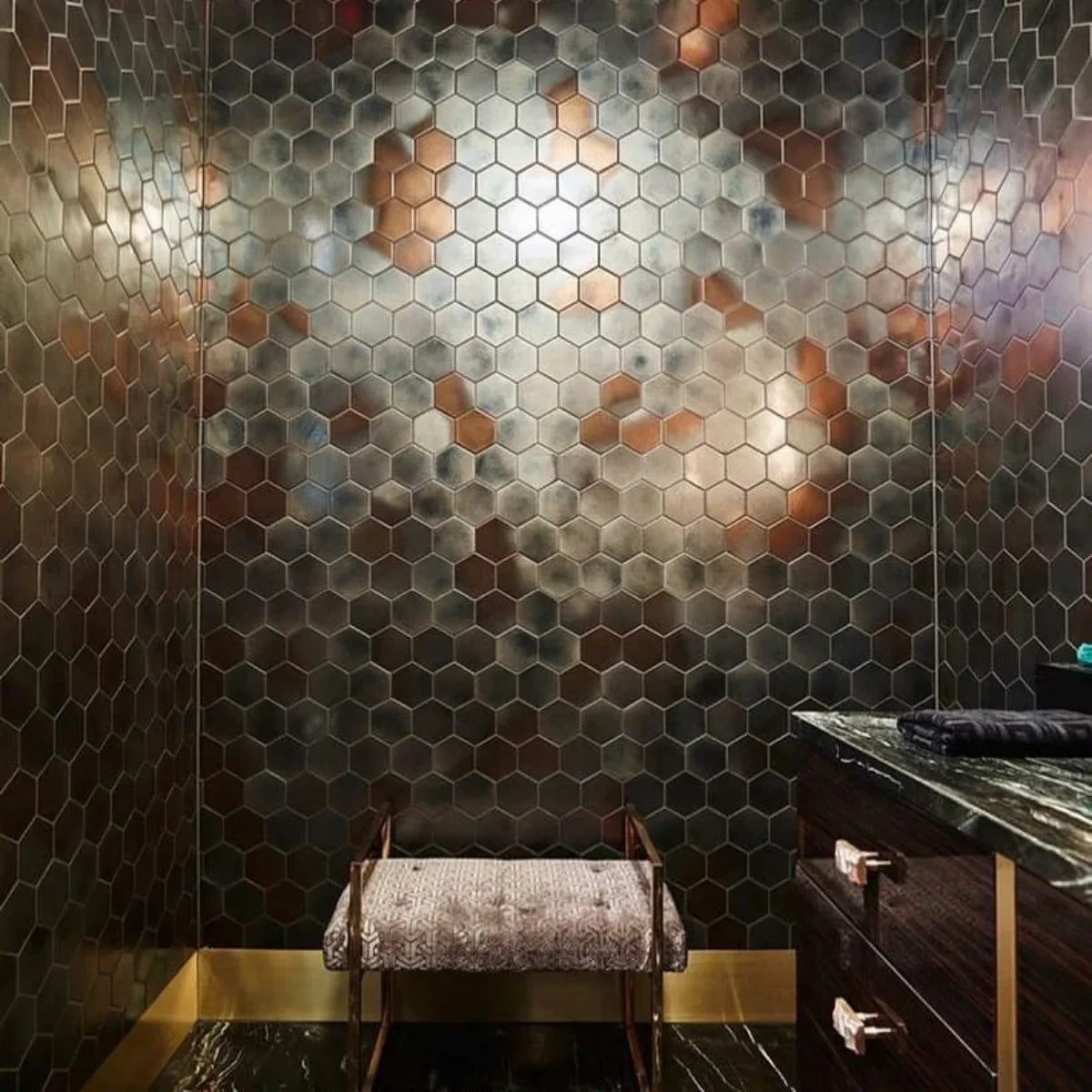 Keramikkakel Hexagon i valfri färg, perfekt för kök, badrum och offentliga miljöer