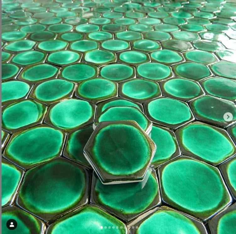 Keramikkakel Hexagon i valfri färg, perfekt för kök, badrum och offentliga miljöer